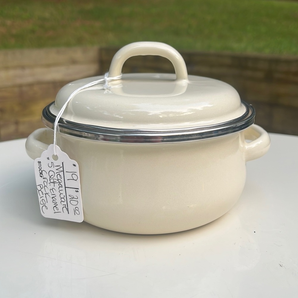 Megaware Spain 2 Cup Lidded Enamelware Crock Vintage